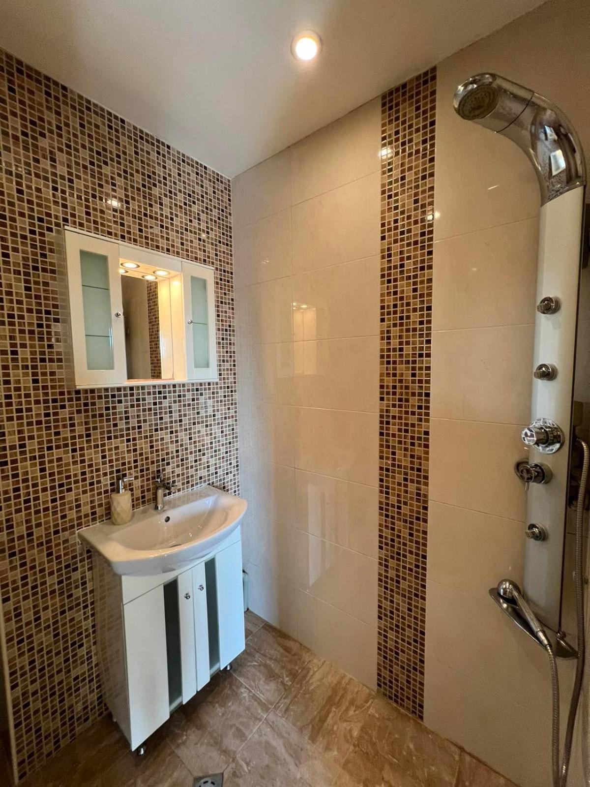Rio Sunny 2Bdr Apt Near Ndk - Metro - Non-Stop Paid Public Parking София Екстериор снимка